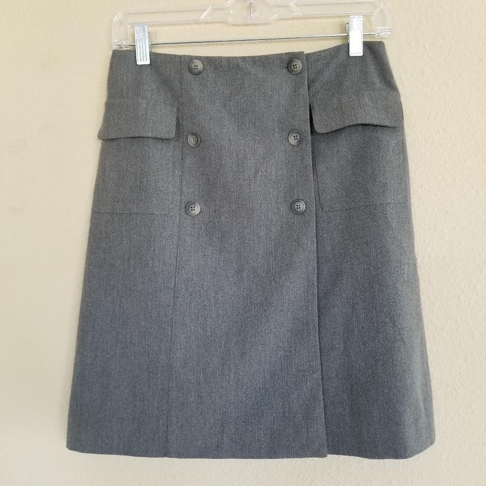 3/$20⭐Ann Taylor Loft Stretch Gray pencil skirt - Picture 1 of 7